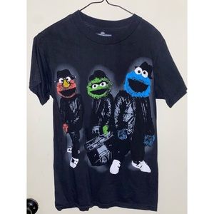 Sesame Street Shirt Size Small
